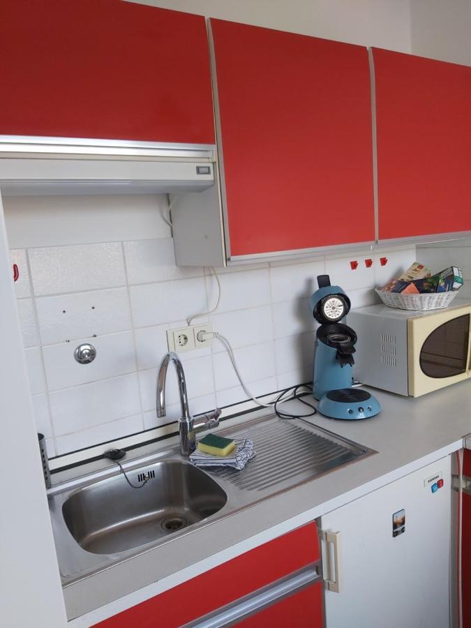 デュッセルドルフWell Located Flat With Balconyアパートメント エクステリア 写真