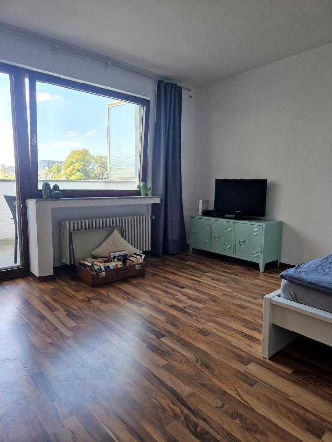 デュッセルドルフWell Located Flat With Balconyアパートメント エクステリア 写真
